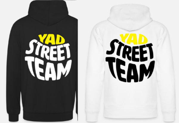 Street Team -huppari tekstilogolla (valkoinen tai musta)